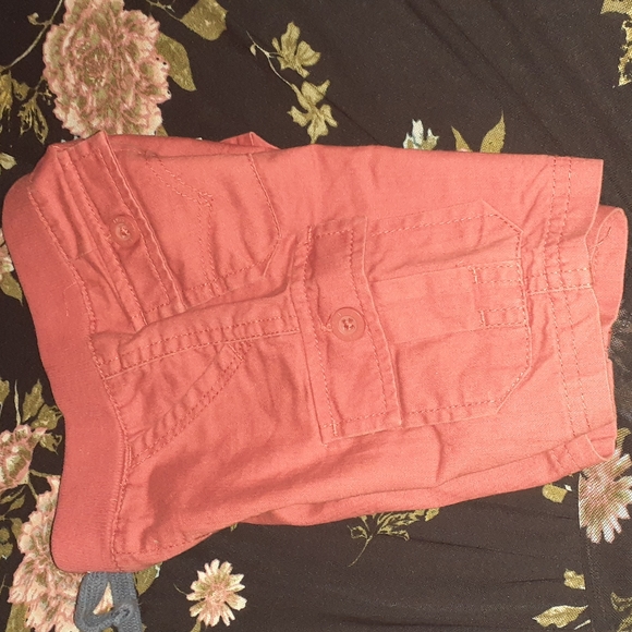 Levi's Woven Cargo Short | 12M | Coral Red - Picture 2 of 6